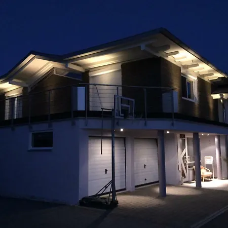 Villa-marlon